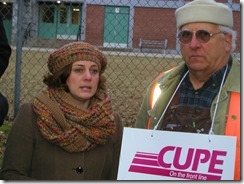 Michelle Mungall (left) MLA Nelson-Creston; Rick Korens (right) Cupe 748 members supporting rally for public support in contract talk with Kootenay Lakes School Board