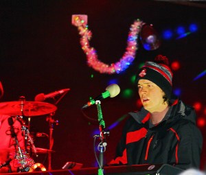 cpholidaytrain44a