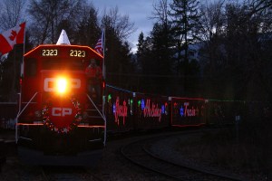 cpholidaytrain4a