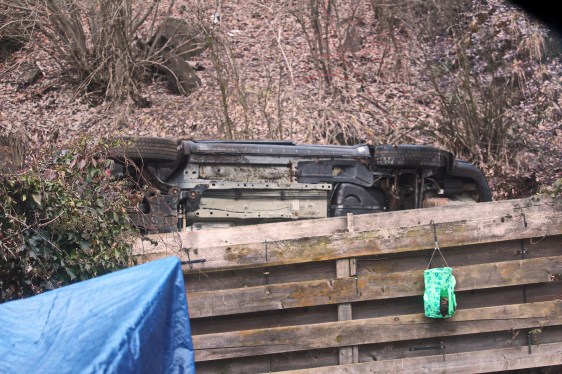 Trail BC_vehicle on side on Wilmes Lane.